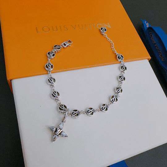 Picture of LV Bracelet _SKULVbracelet08ly19111103
